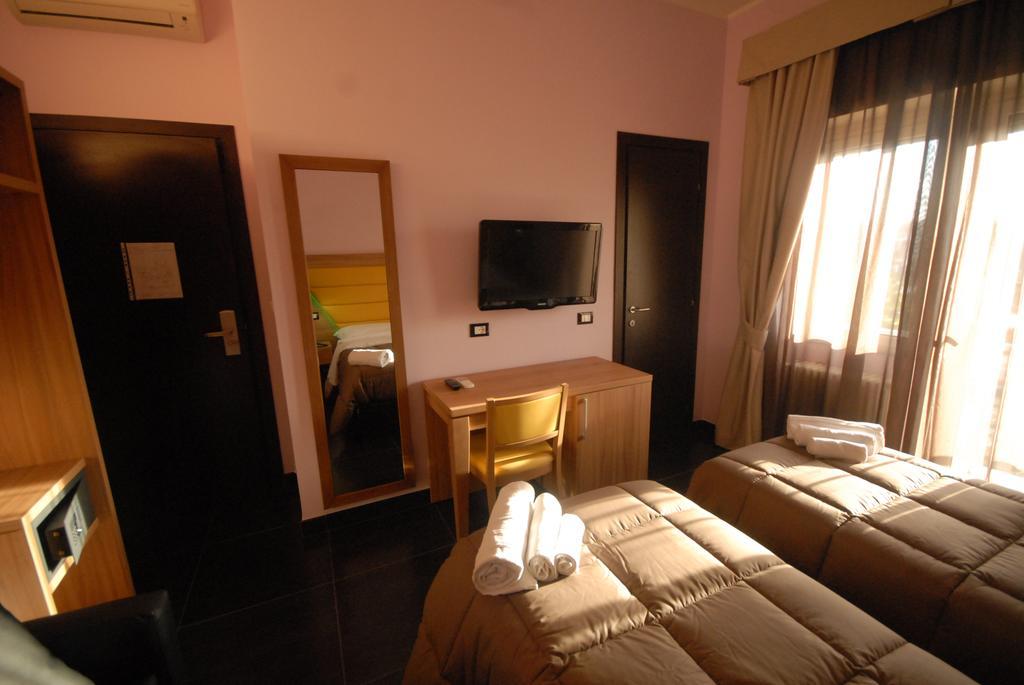 Ostia Antica Suite B&B Habitación foto